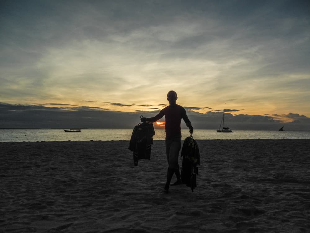Why sometimes it’s good to be nice – The Beach Boys from Zanzibar