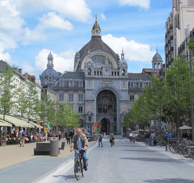 1 Day in Antwerp - Things to do and Places to see