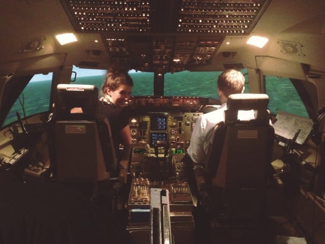 me flying a plane - video flight simulator