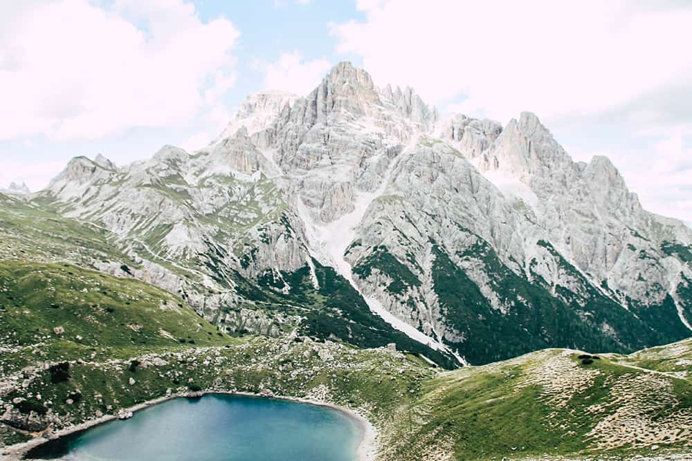 Bergsee in der Naehe der Drei Zinnen