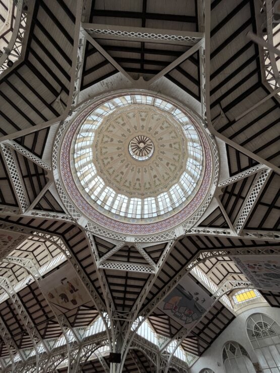 Geometric Patterned Ceiling at Mercado Central to see on 3 days in Valencia